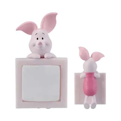 BANDAI "Ichiban Kuji" -Winnie the Pooh Cozy Winter Days- F Prize Chirarin Friends Mini Figure Piglet
