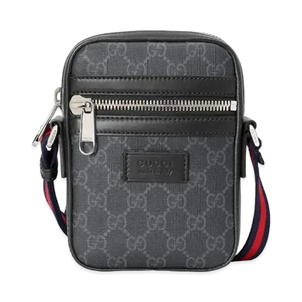 GUCCI GG Supreme Messenger Bag