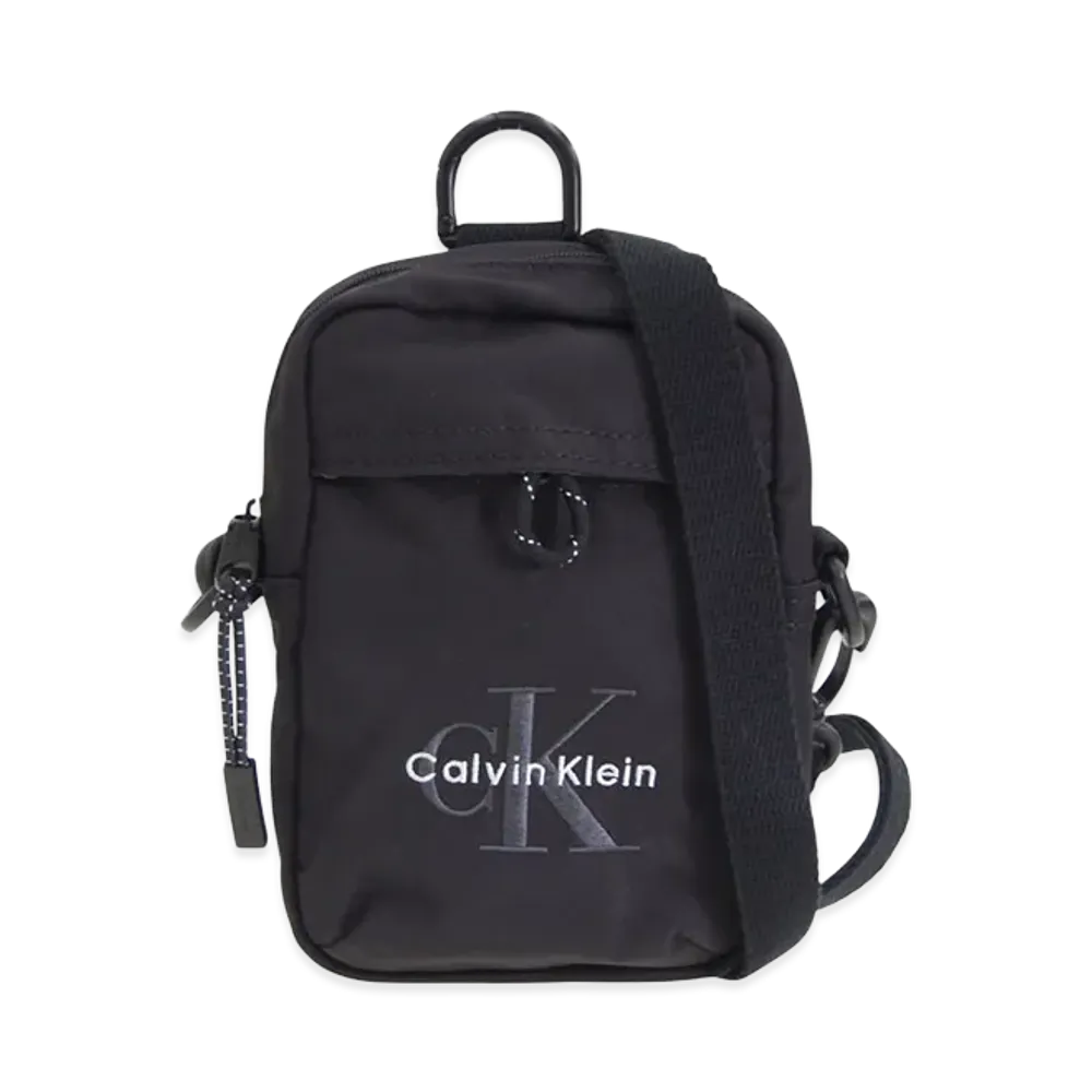 Calvin Klein Bold Logo Nylon Slim Reporter "Black"