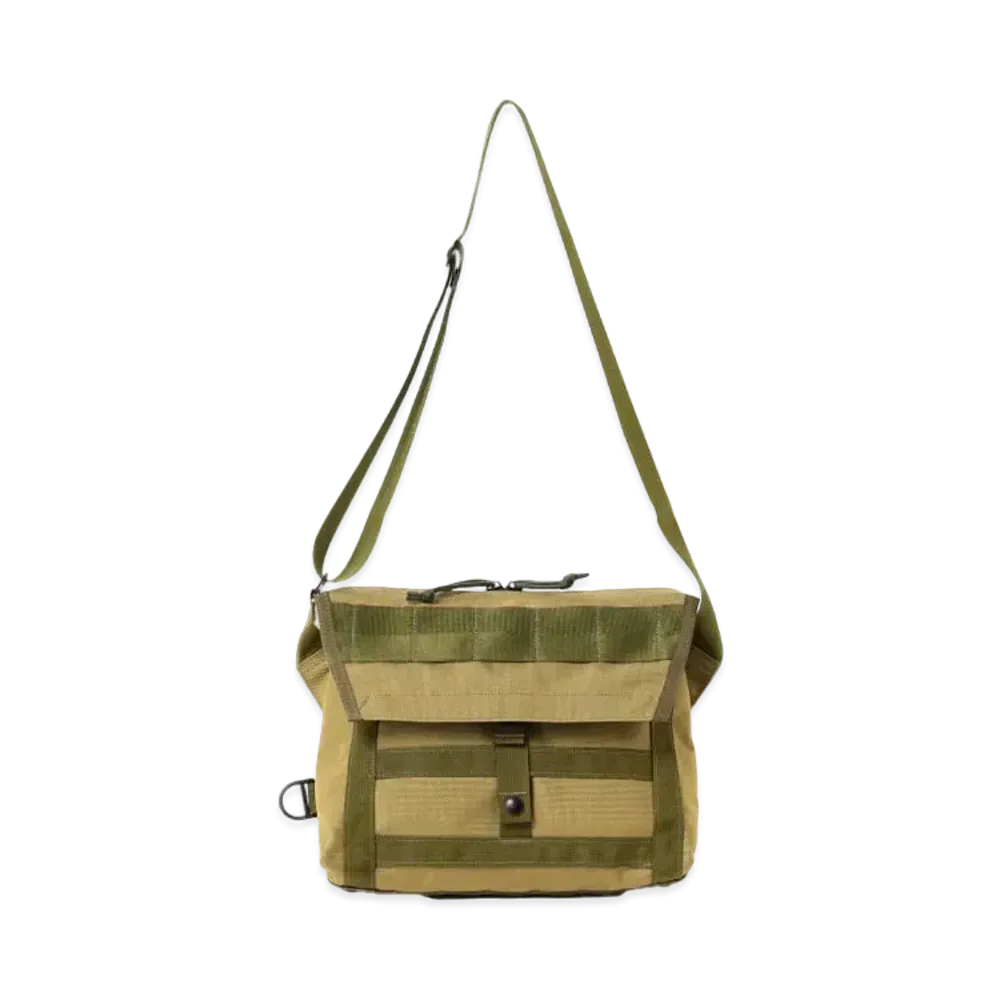 BRIEFING x BEAMS PLUS Fleet Messenger Bag "Khaki"