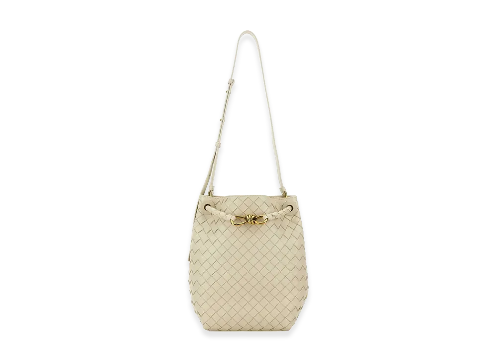 Bottega Veneta Women's Ivory Leather Small Andiamo Bucket Bag "White"