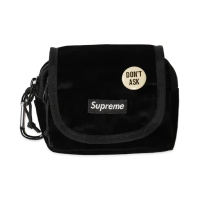 Supreme Velvet Mini Pouch "Black"