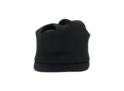 BALENCIAGA Women's Silk Cap "Black"