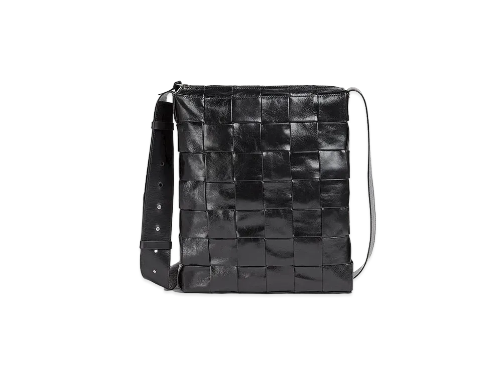 Bottega Veneta Cassette "Black"