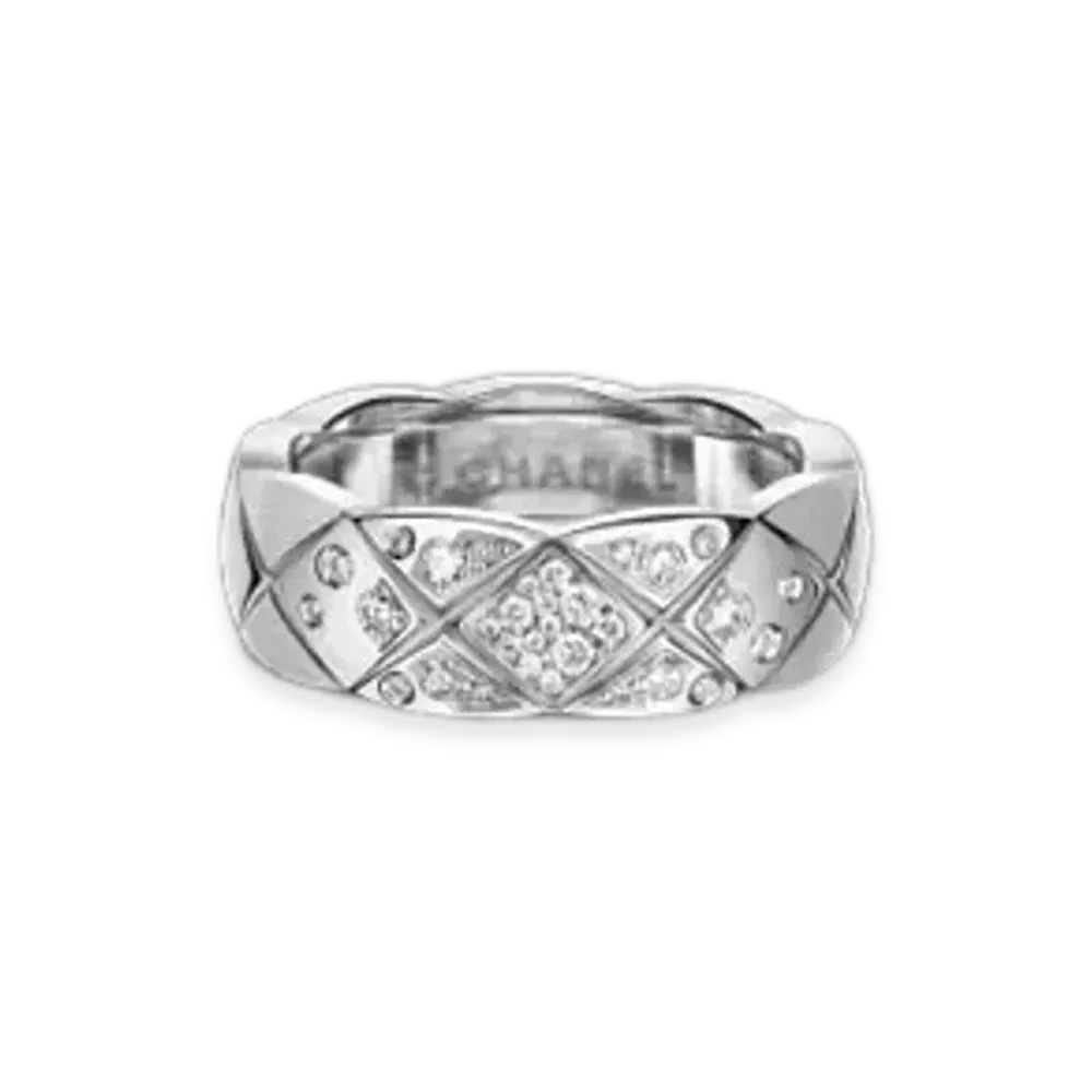 CHANEL Coco Crush Ring Quilted Motif, Small Version, 18K White Gold, Diamonds