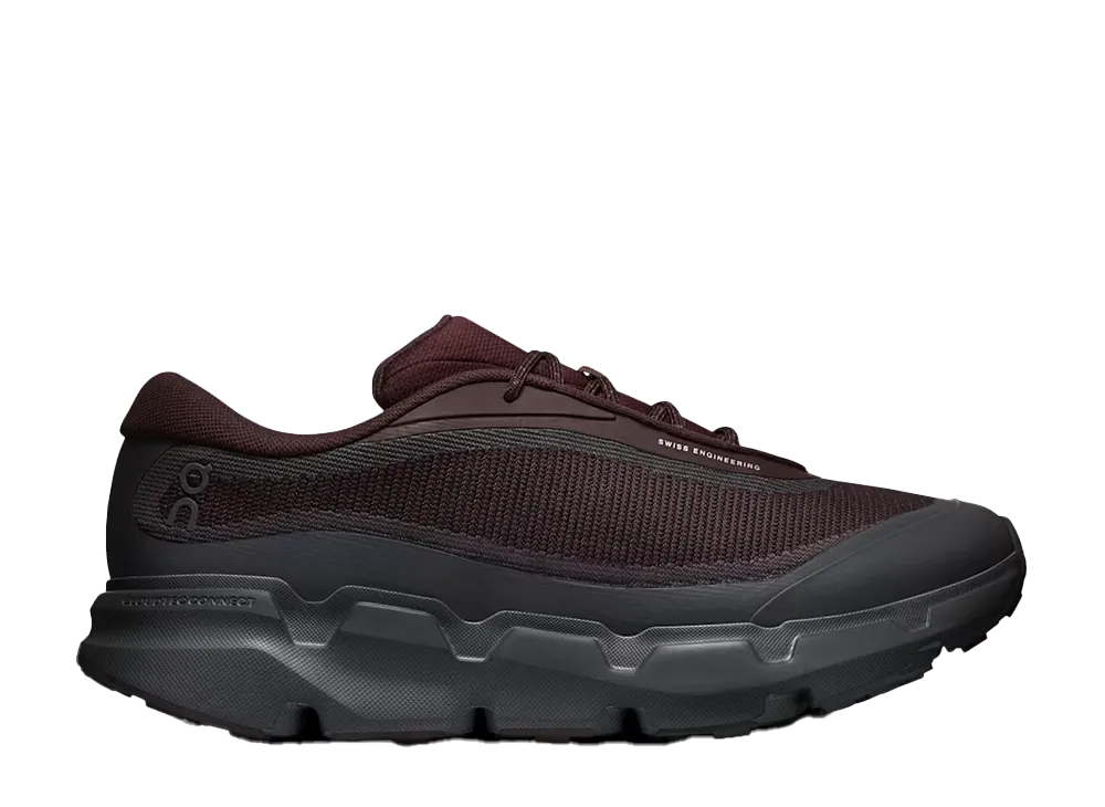 On Cloudsoma Hike "Ox/Eclipse"