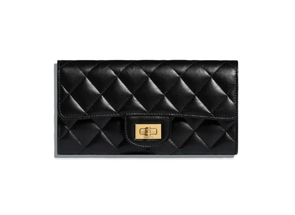 シャネル 2.55 ロング フラップ ウォレット エイジド カーフスキン