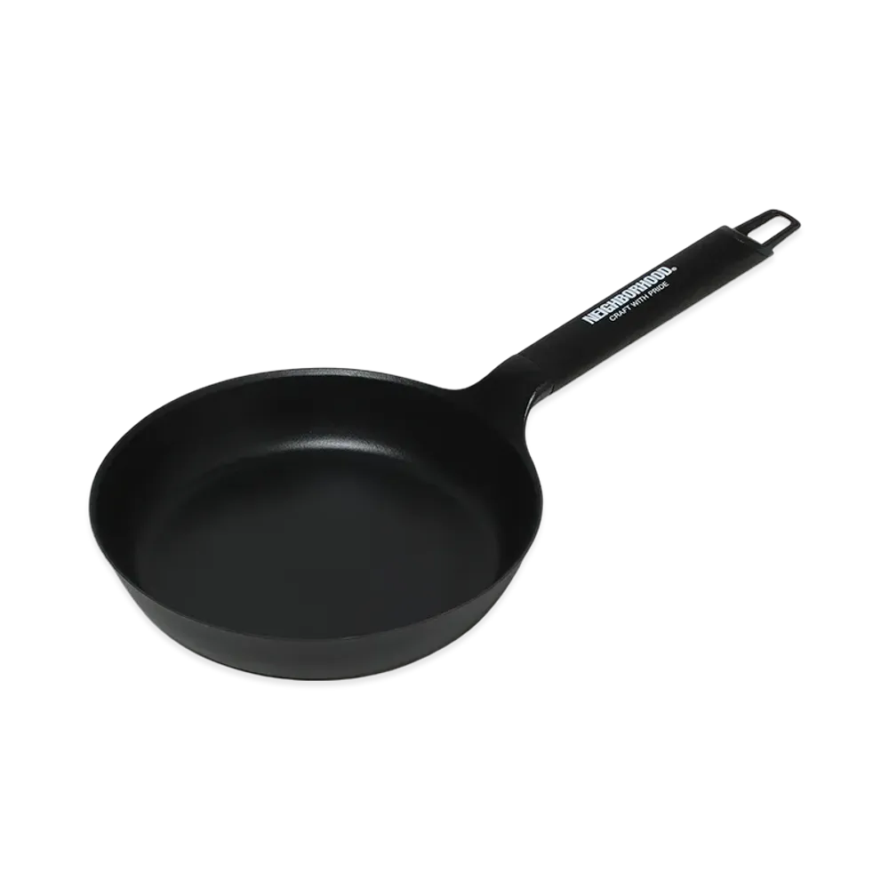 NEIGHBORHOOD x Vermicular . Frying Pan 20 "Black"