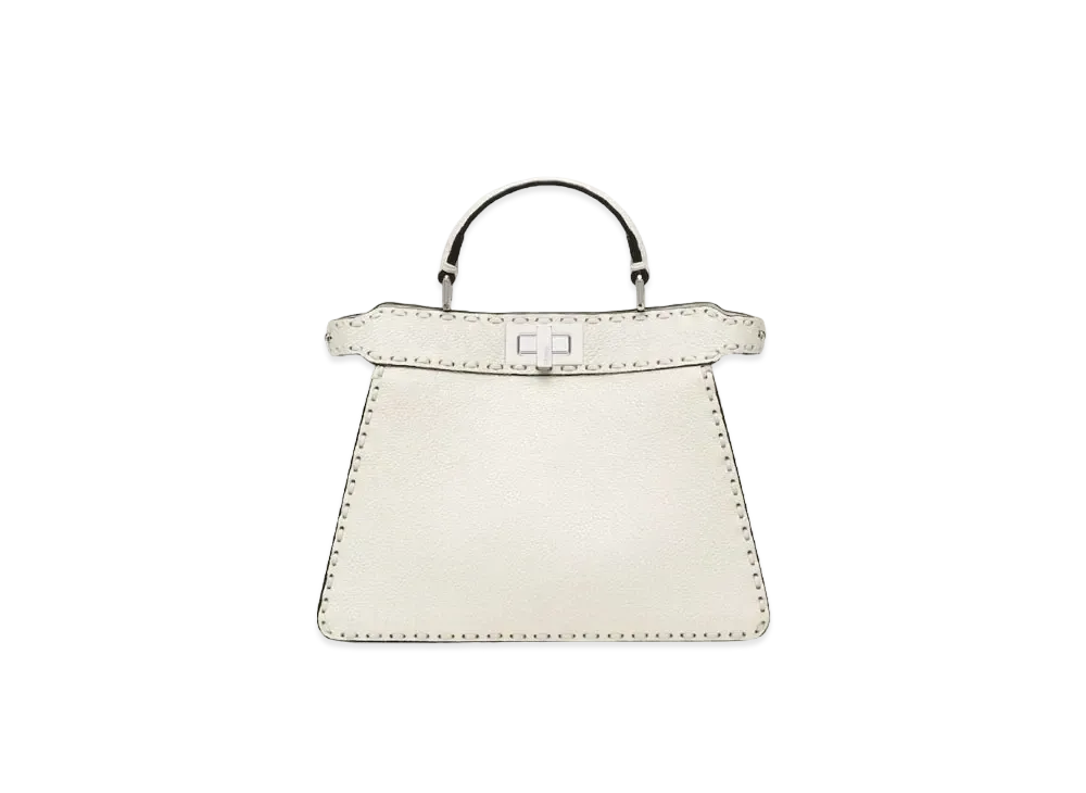 【新品未使用】 fendi ピーカブー アイシーユー セレリア スモール フェンディ ピーカブー アイシーユー スモール 556本の手縫いトップ