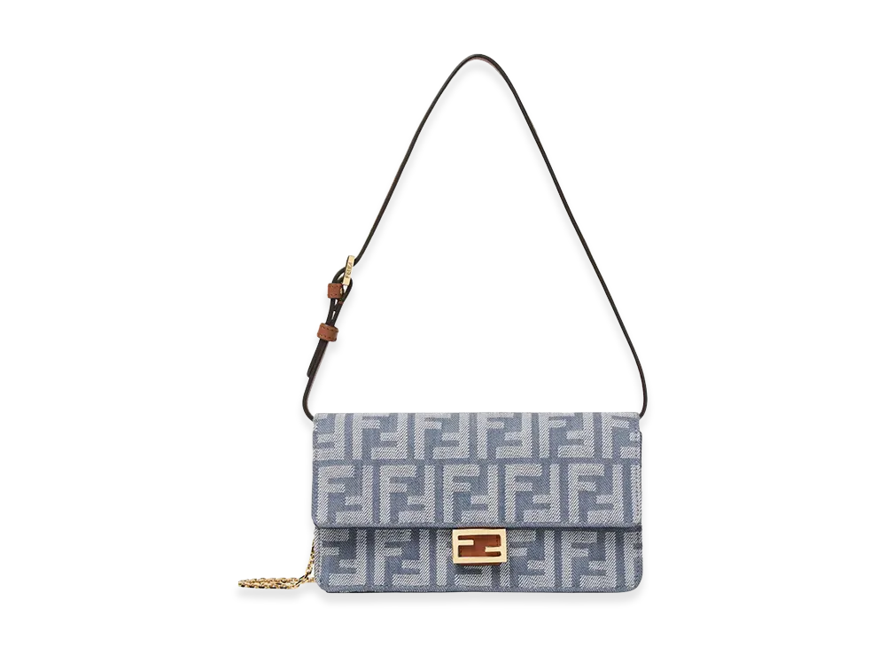 FENDI Women's Baguette Sholder Wallet On Chain "Light Blue"