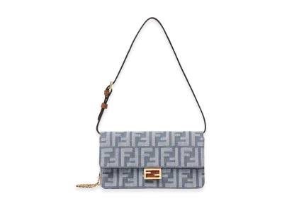 FENDI Women's Baguette Sholder Wallet On Chain "Light Blue"