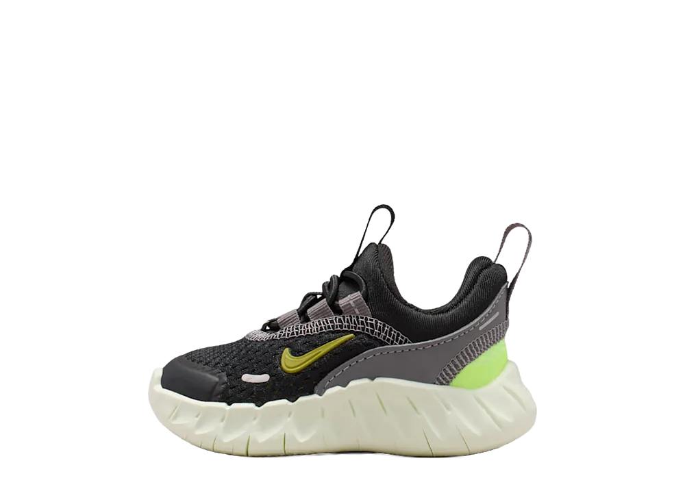 ナイキ TD フリー ライド "ブラック/ペンシルポイント" (キッズ)