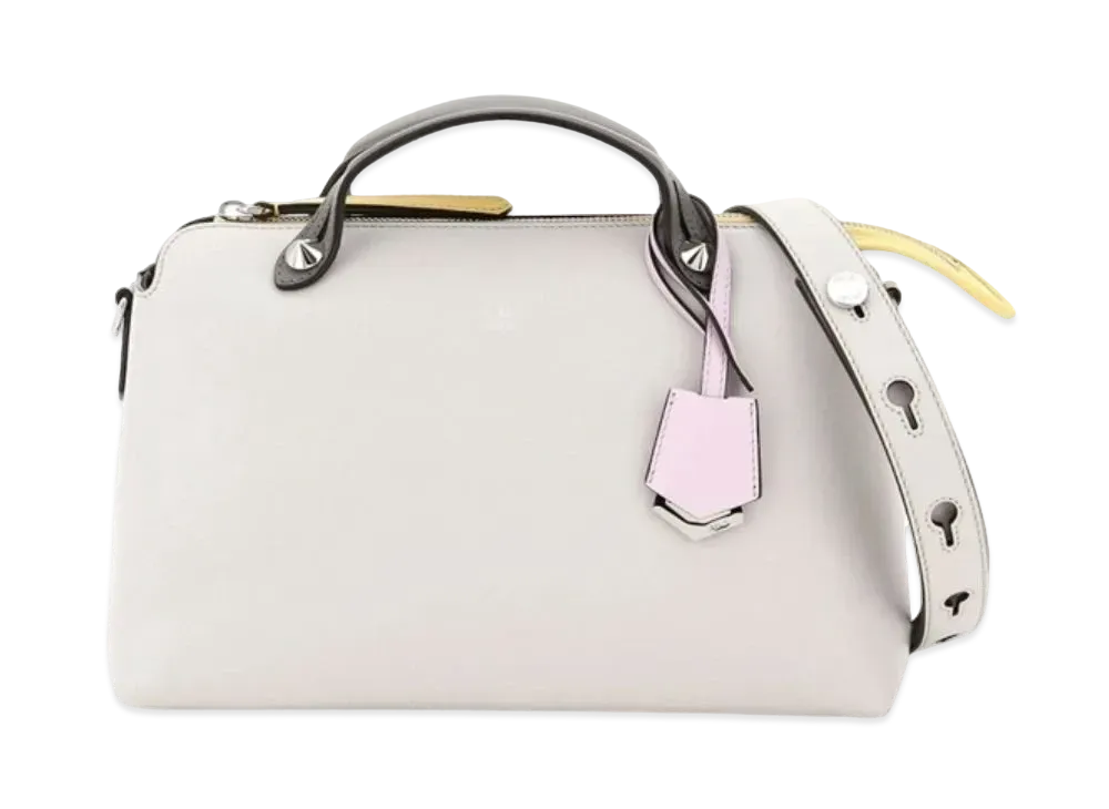 フェンディ ボストンバッグ | 通販・相場はスニーカーダンク