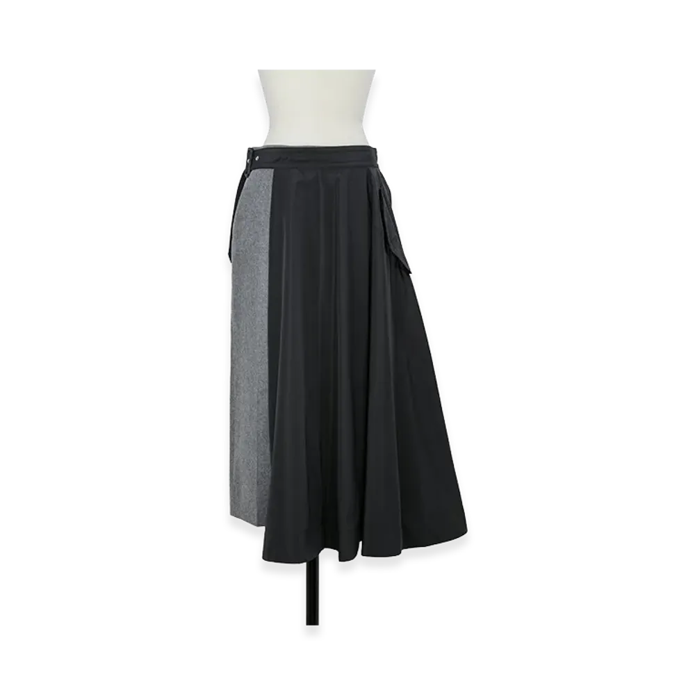 sacai Women's Wool Flannel x Taffeta Bonding Skirt "Black/Gray"