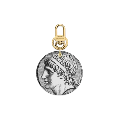 Louis Vuitton Cameo Coin Illustre Bag Charm and Key Holder