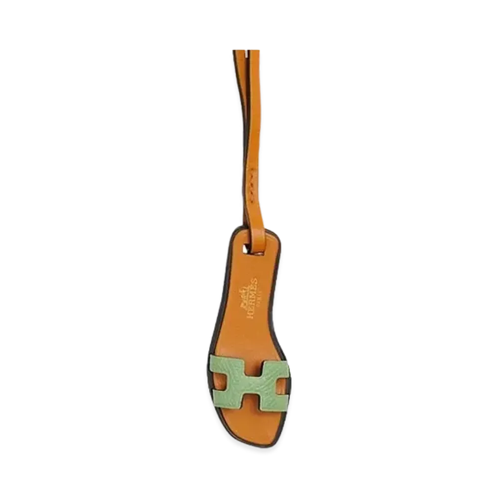 Hermes Oran Nano Epsom/Butler/Vache Hunter "Veil Cricket/Natural Sable/Black"