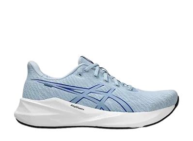 Asics Versablast 4 "Solid Air/Prussian Blue"