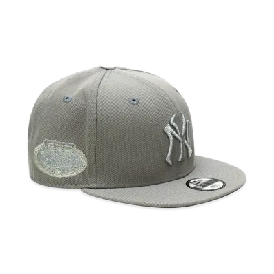 NEW ERA x THE CAP Kids Youth 9Fifty Just Holiday New York Yankees "Gray"