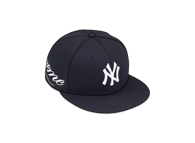 Supreme x New York Yankees New Era "Navy"