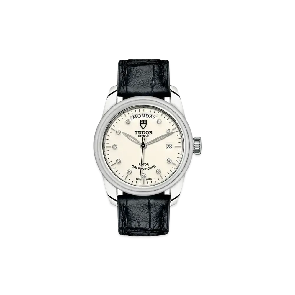 TUDOR GLAMOUR DATE + DAY