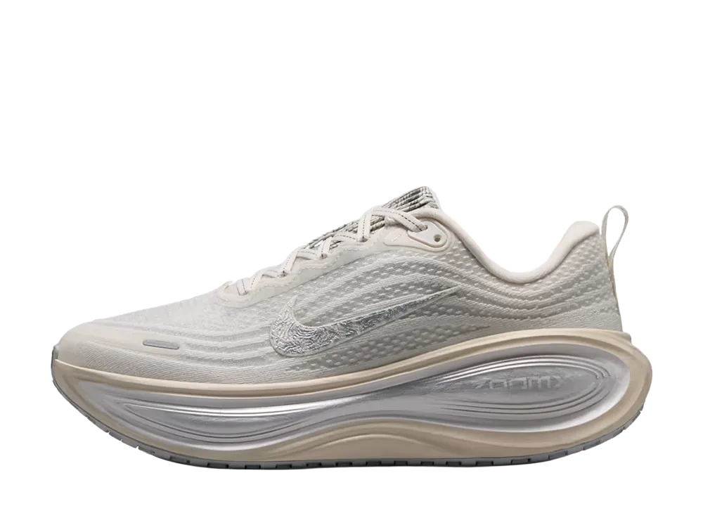 Nike Women's Vomero Plus SE "Phantom/Grey Fog/Light Smoke Grey/Summit White"