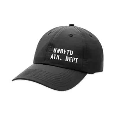 UNDEFEATED Stencil Strapback "Black"