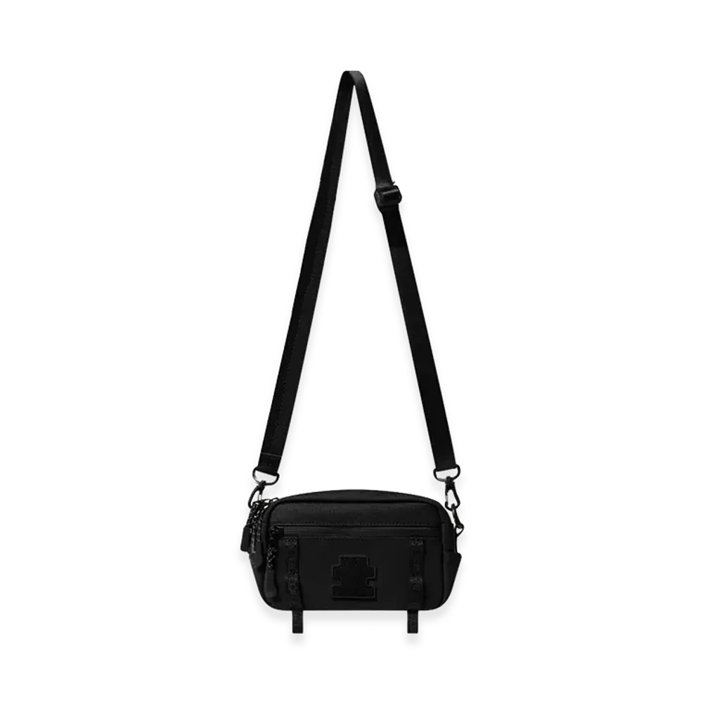 BlackEyePatch OG Label Waist And Shoulder Bag "Black"