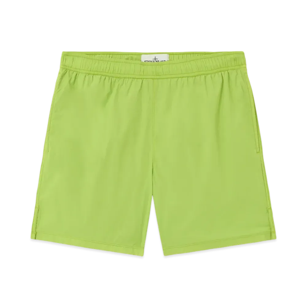 Stone Island B100011 Skin Touch Nylon-TC Stone Island Stellina Regular Fit Mid-Length Swim Trunks in High Performance Fabric - 25SS "Apple"
