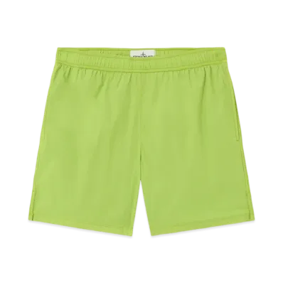 Stone Island B100011 Skin Touch Nylon-TC Stone Island Stellina Regular Fit Mid-Length Swim Trunks in High Performance Fabric - 25SS "Apple"