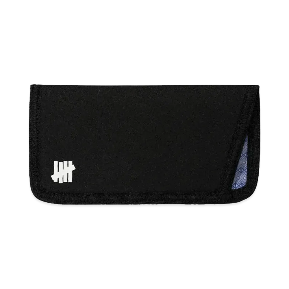 UNDEFEATED Sunglass Sleeve "Black"