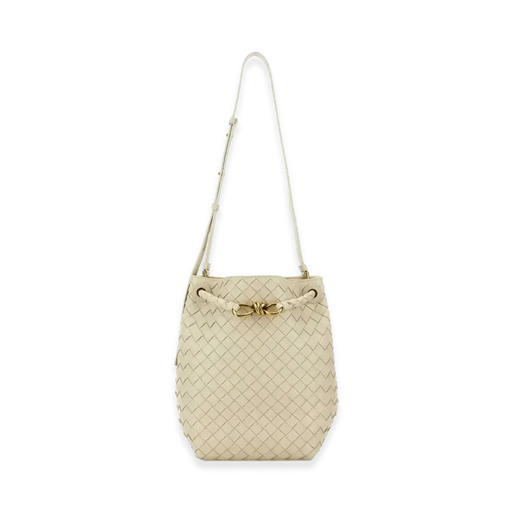 Bottega Veneta Women's Ivory Leather Small Andiamo Bucket Bag "White"