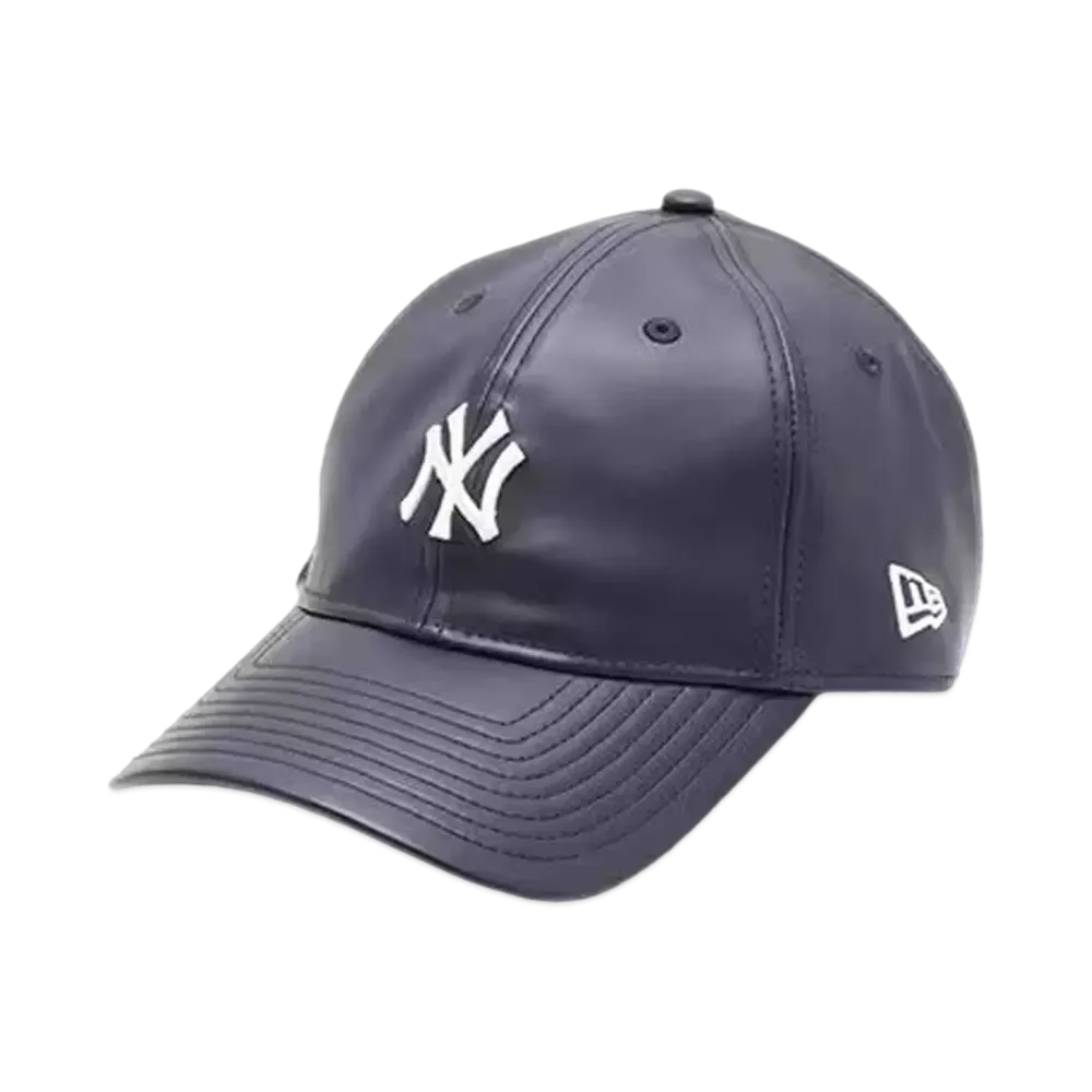 NEW ERA x atmos 9Twenty New York Yankees Wet Leather "Navy"
