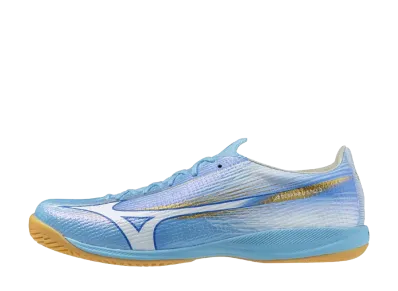 Mizuno α 3 Elite In "Unity Sky Blue/White"