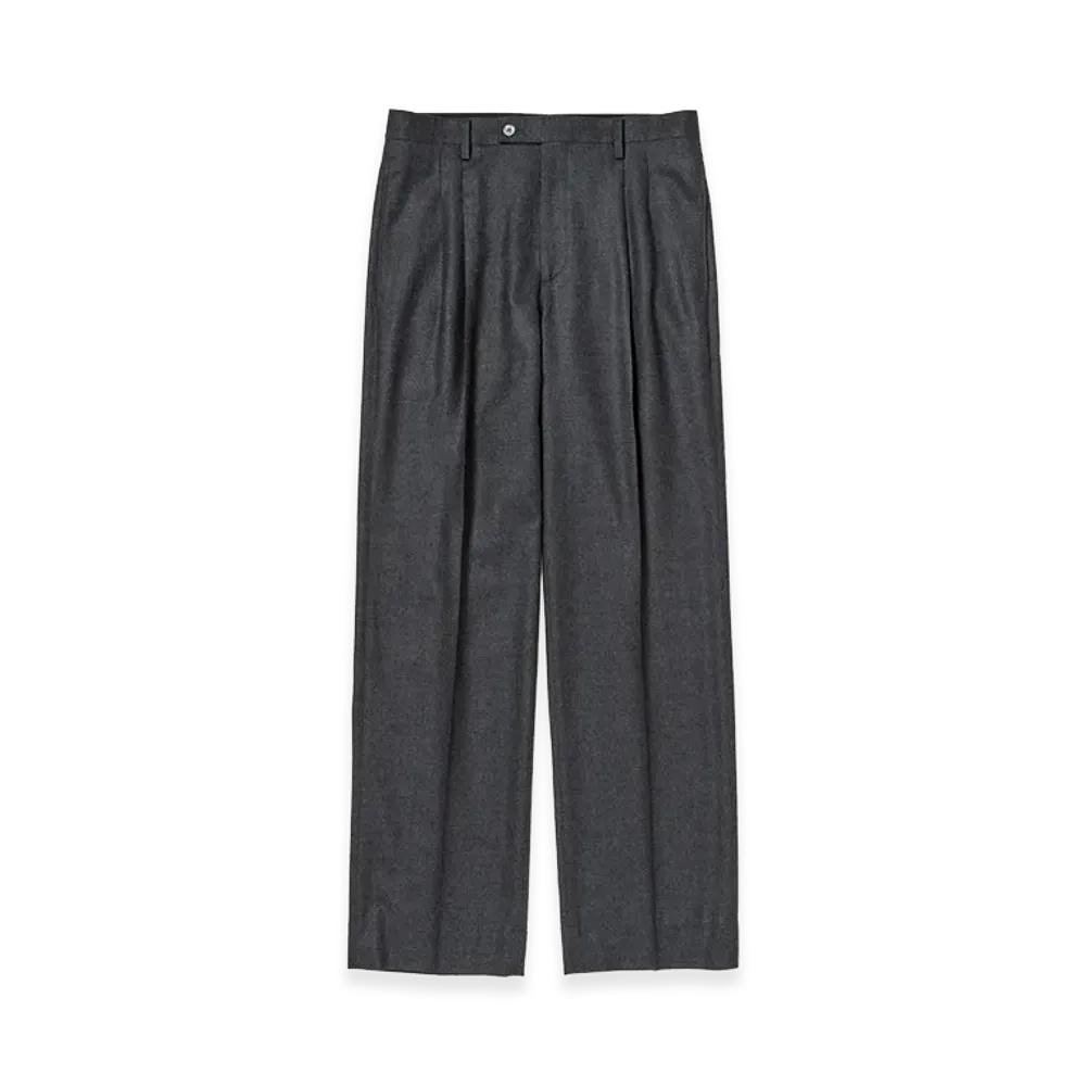 AURALEE Super Light Wool Two-Tuck Slacks "Top Charcoal"