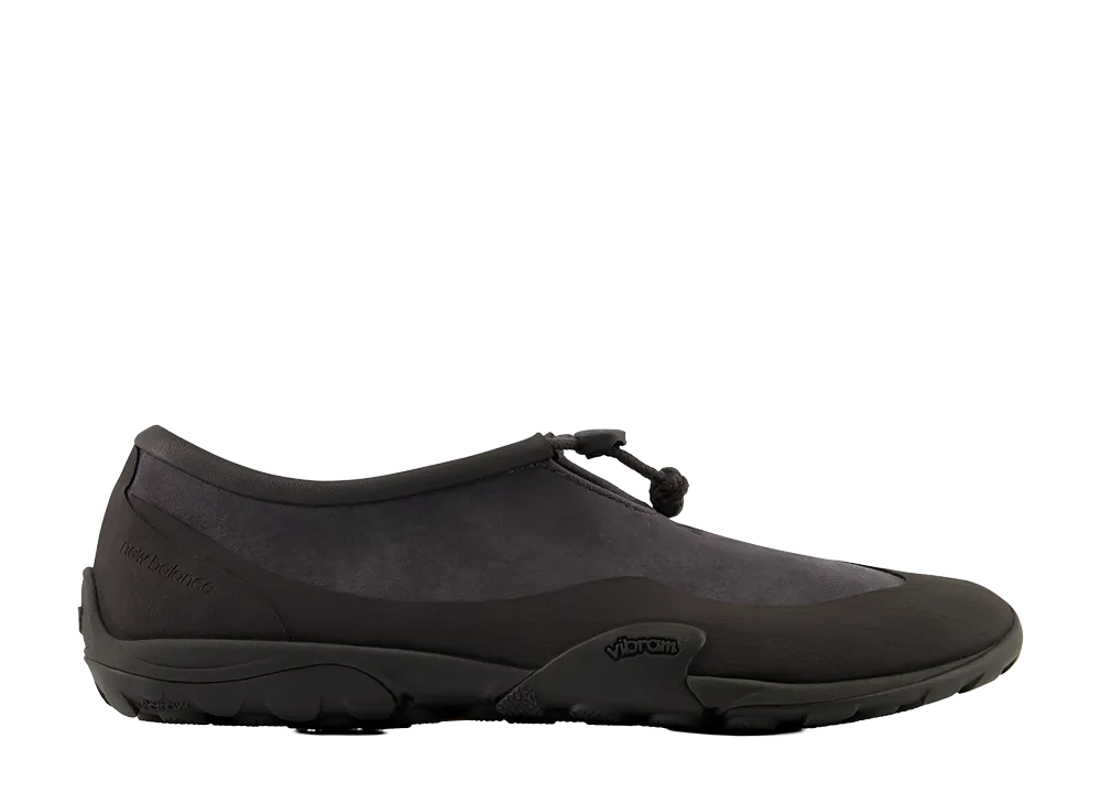 New Balance Minimus "Dark Gray"