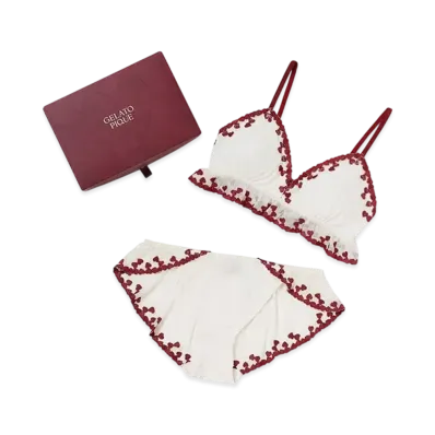 GELATO PIQUE Valentine Heart Embroidery Bra & Shorts Set With Box "Cream"