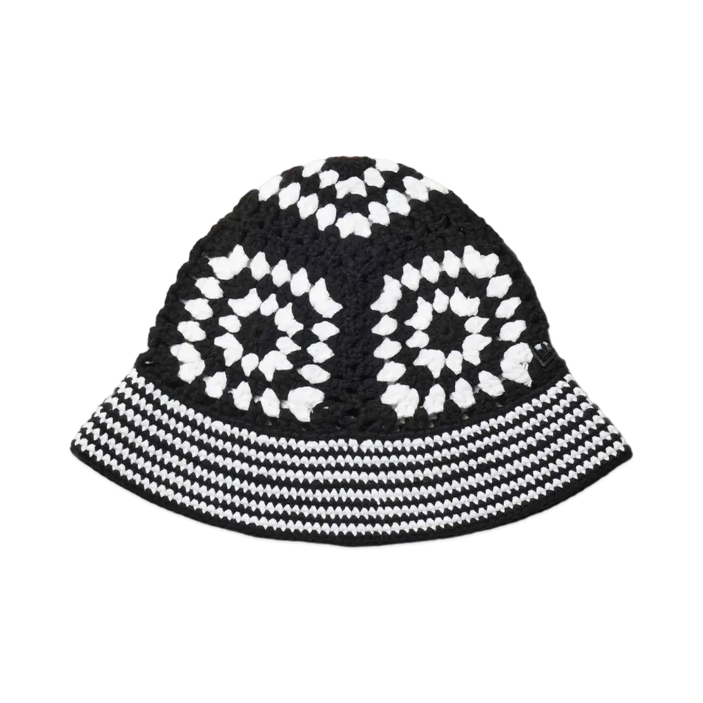 NEW ERA Croche Knit Bucket "Black/White"