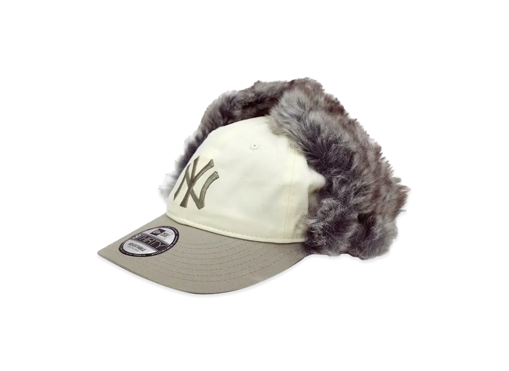 NEW ERA x THE CAP 9Thirty Cozy Flap New York Yankees "Chrome White/Stone"
