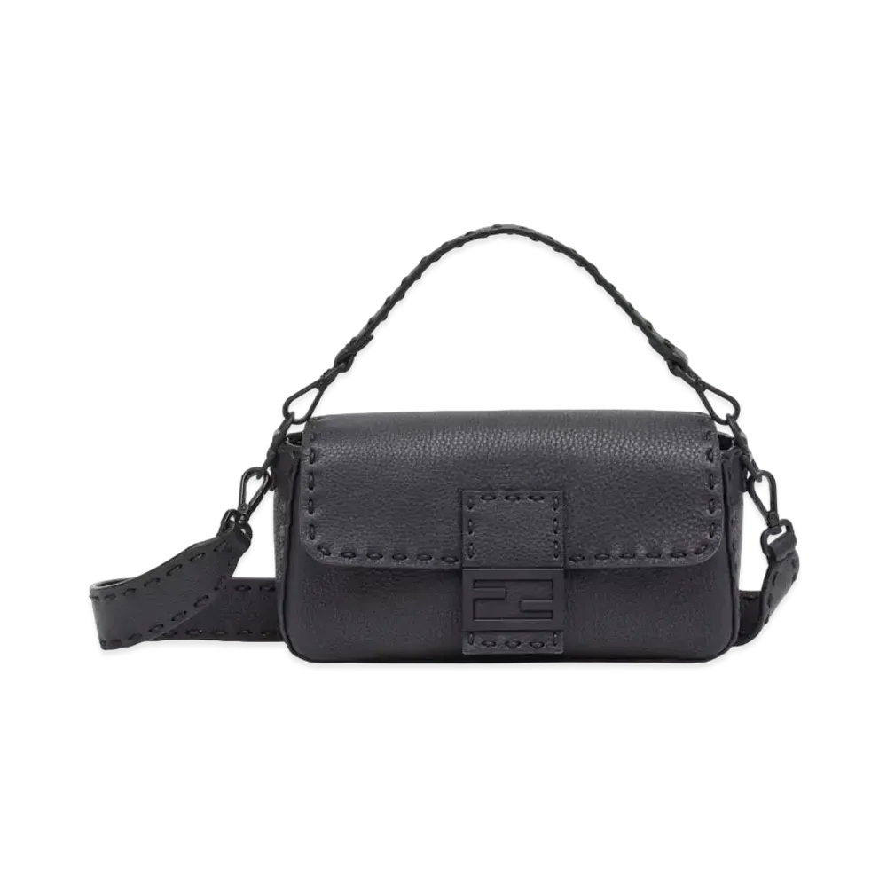 FENDI Regular Baguette "Black"