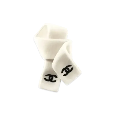 CHANEL Stole Shearling Lambskin "White/Black"