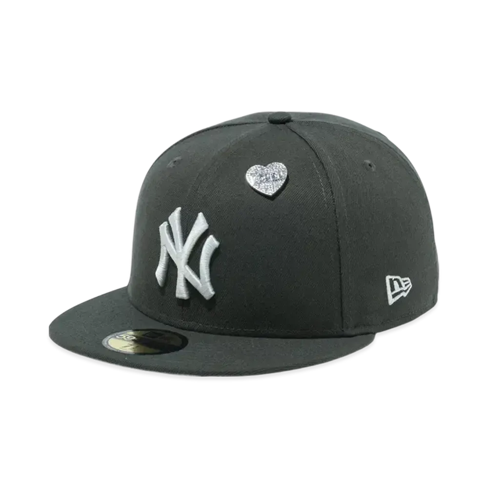 NEW ERA 59Fifty 59Fifty Day Memorial Collection New York Yankees Pins "Dark Pewter"