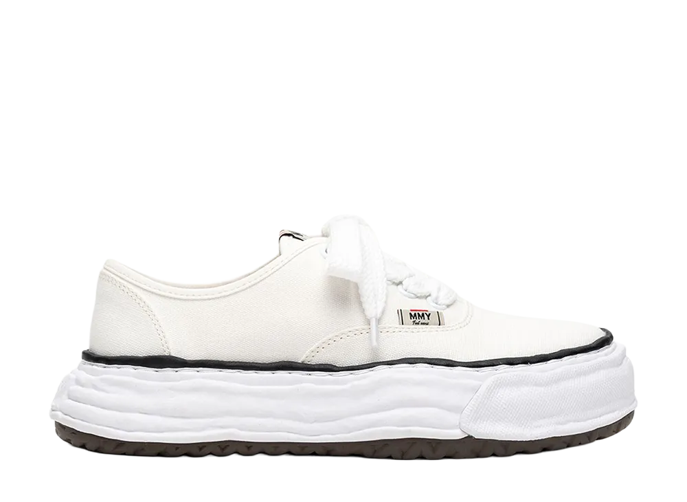 メゾンミハラヤスヒロ ベイカー26 オリジナルソールキャンバスローカットスニーカー "ホワイト"