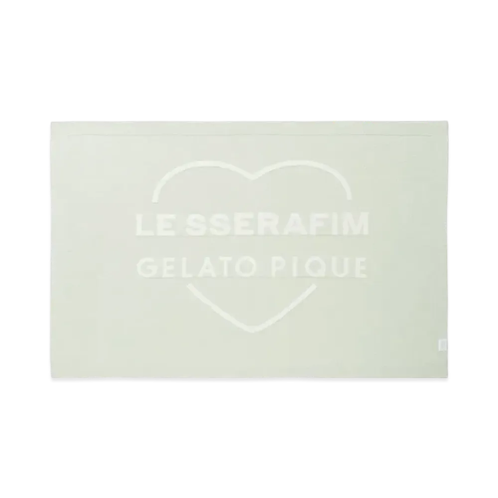 GELATO PIQUE x LE SSERAFIM Smoothy Blanket "Green"