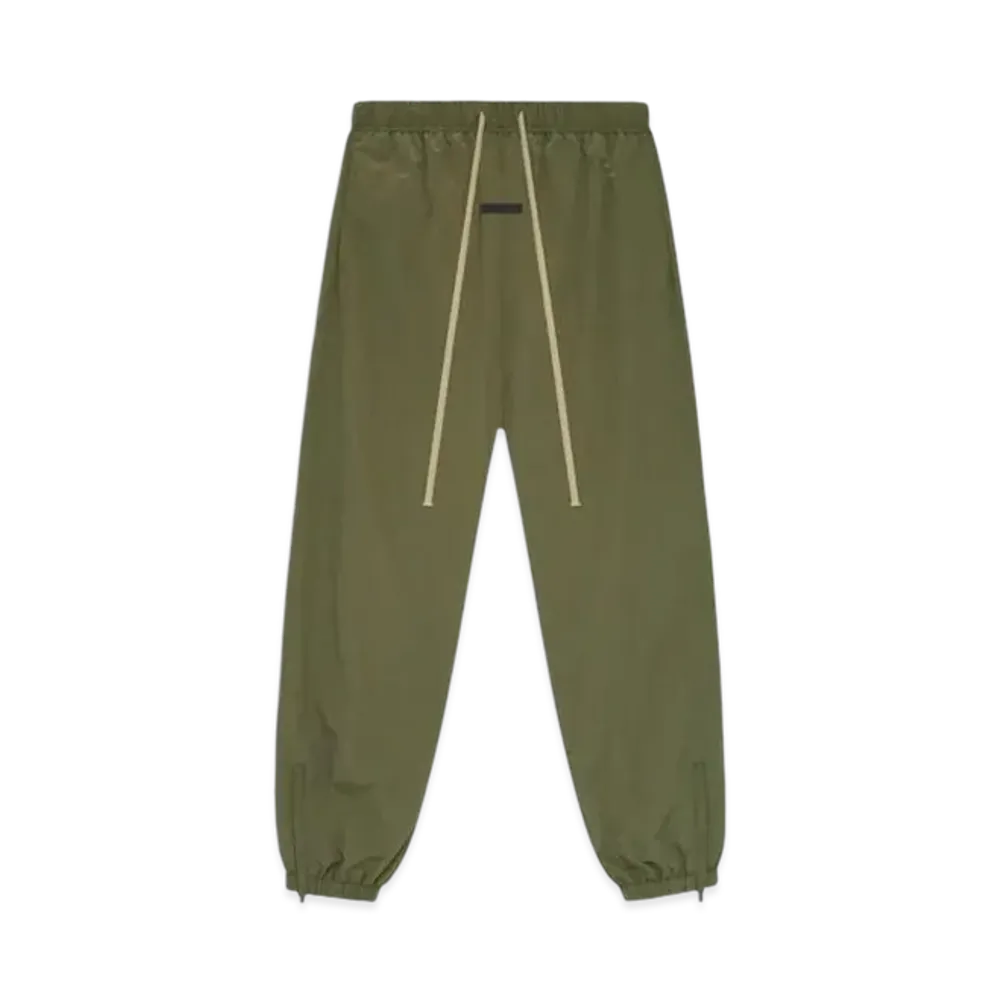FEAR OF GOD ESSENTIALS Ripstop Trackpant "Military"