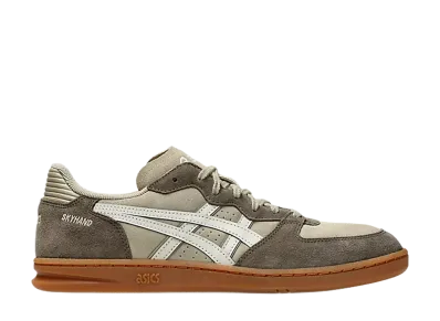 Asics Skyhand OG "Driftwood/Smoke Grey"