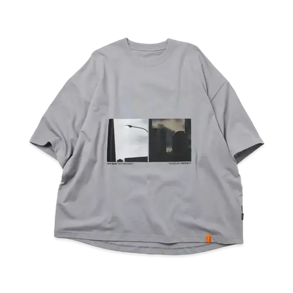 TIGHTBOOTH x GOOPiMADE Super Wide Logo Tee "Grey"