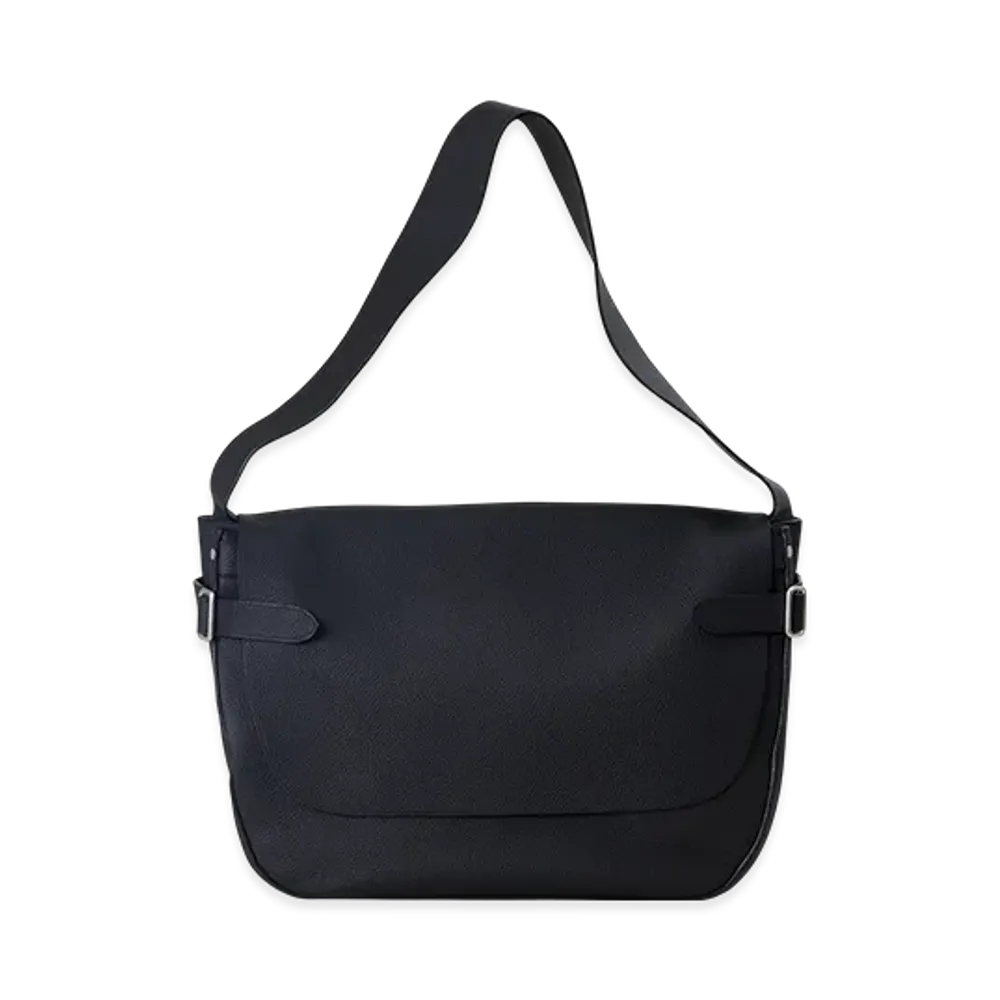 NICENESS L.Hefner Taurillon Lagun Leather Postman Bag "Black"