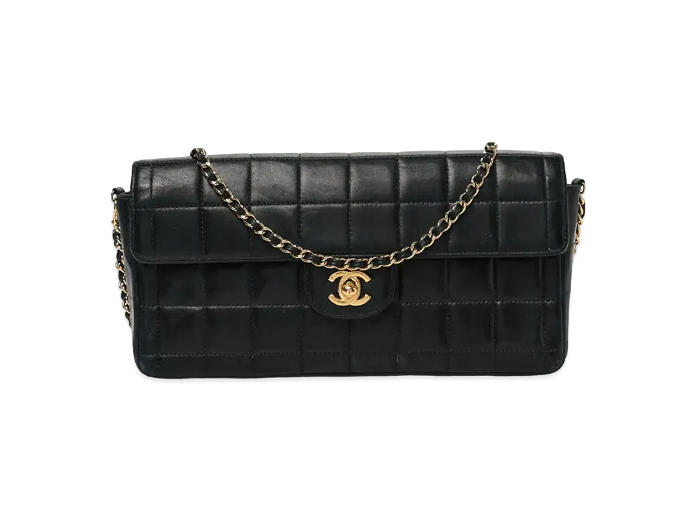 CHANEL East West Chocolate Bar Flap Chain Shoulder Lambskin "Black"