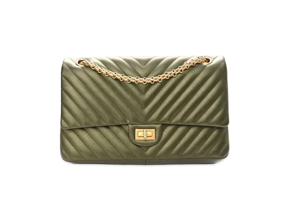 CHANEL 2.55 V Stitch Chain Shoulder Metallic Calfskin "Green/Gold"