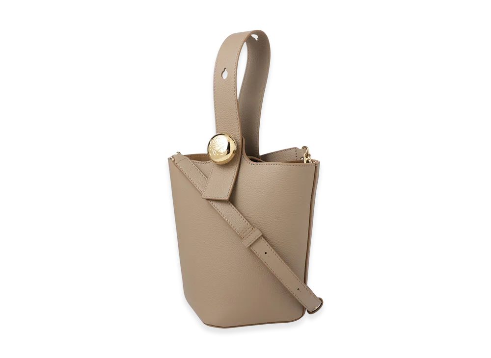 LOEWE Pebble Bucket Bag Mini "Sand"